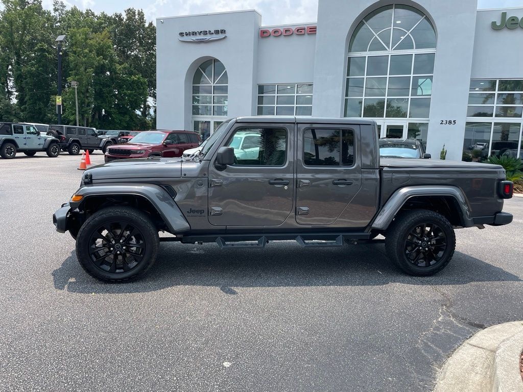 Certified 2025 Jeep Gladiator Nighthawk Truck