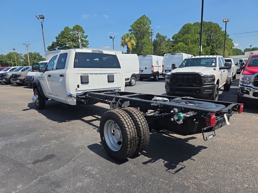New 2026 Ram 5500 Chassis Cab Tradesman/Big Horn Pickup