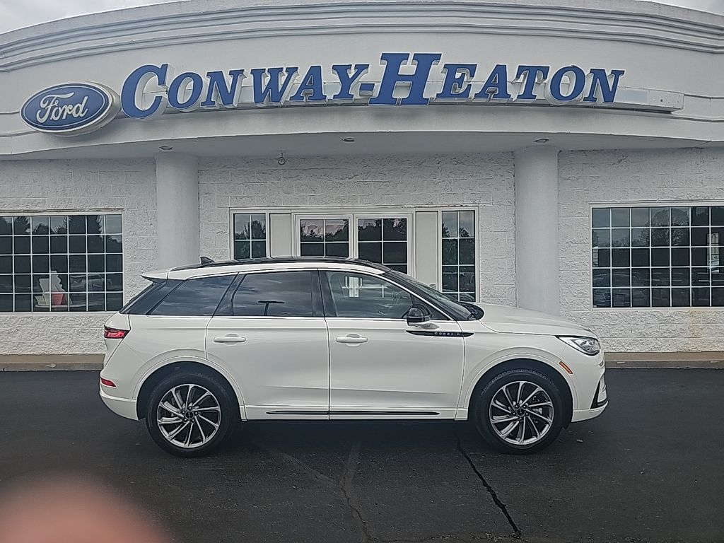 2025 Lincoln Corsair Grand Touring AWD's photo