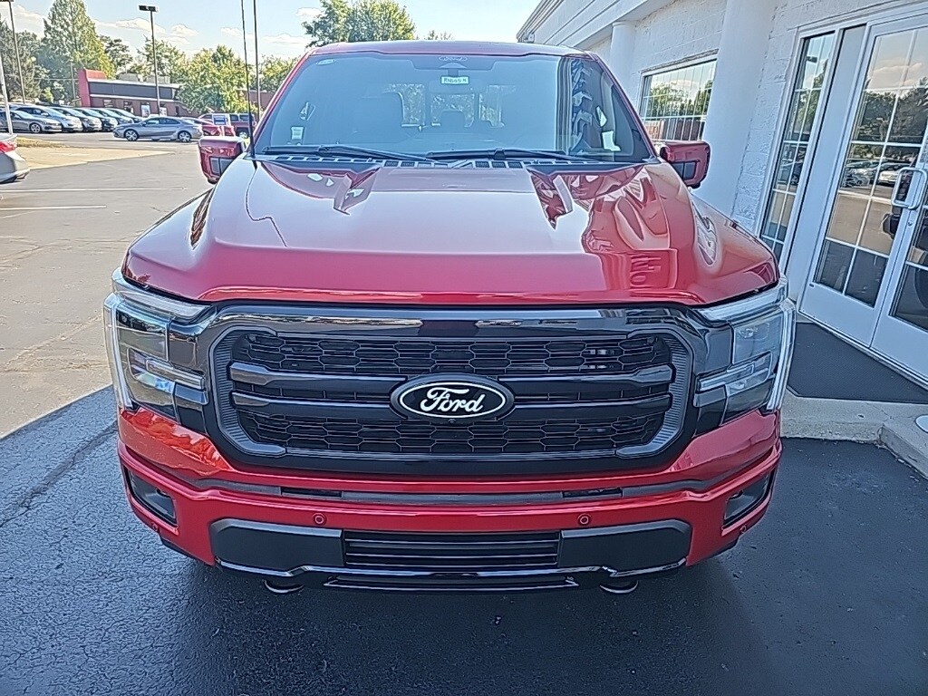 2025 Ford F-150 Lariat photo 3