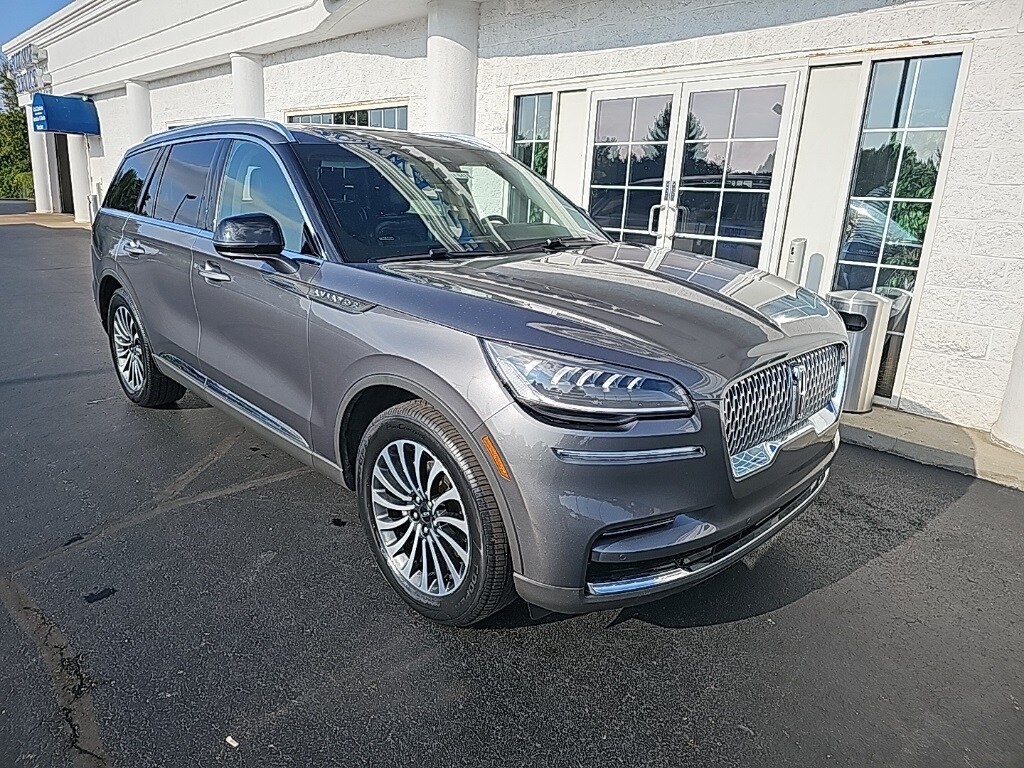 2022 Lincoln Aviator Reserve photo 2