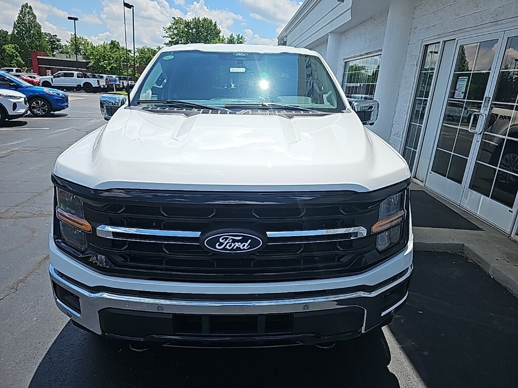 2025 Ford F-150 XLT photo 3