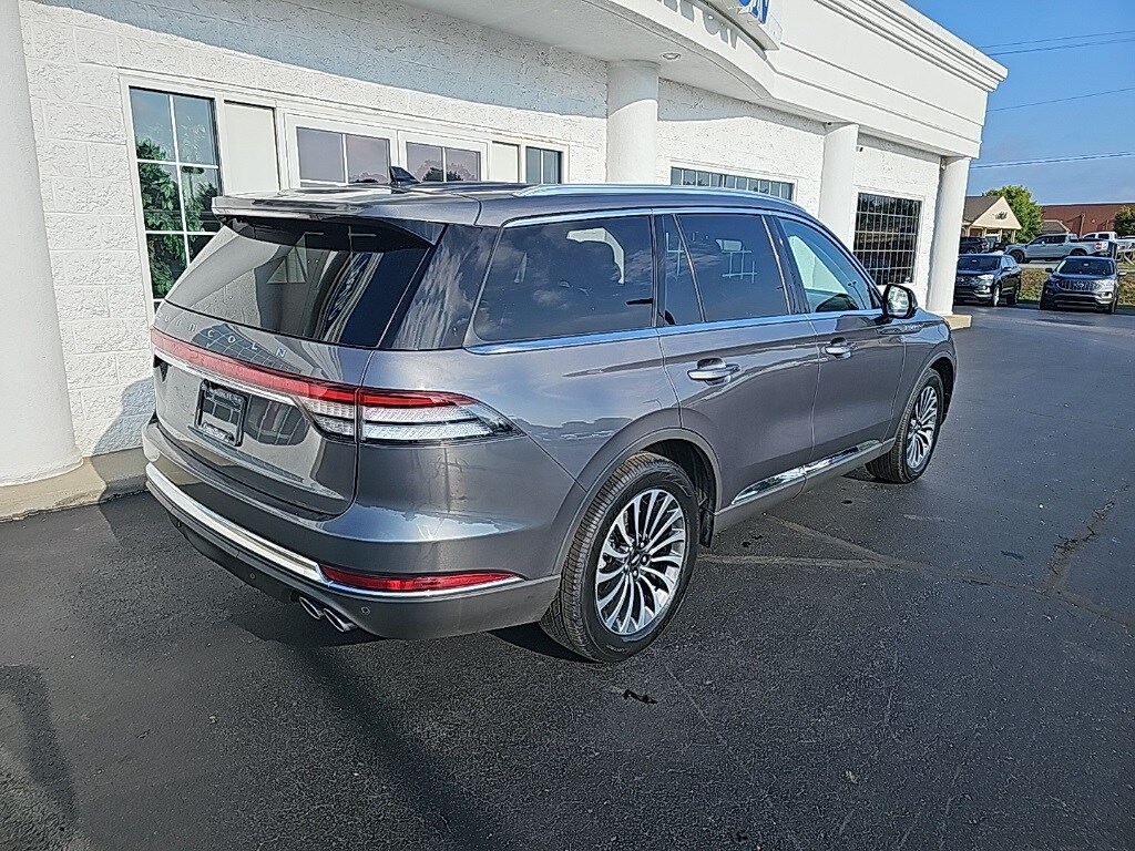 2022 Lincoln Aviator Reserve photo 3