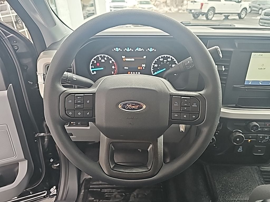 2026 Ford F-250 Super Duty XL - Photo 13