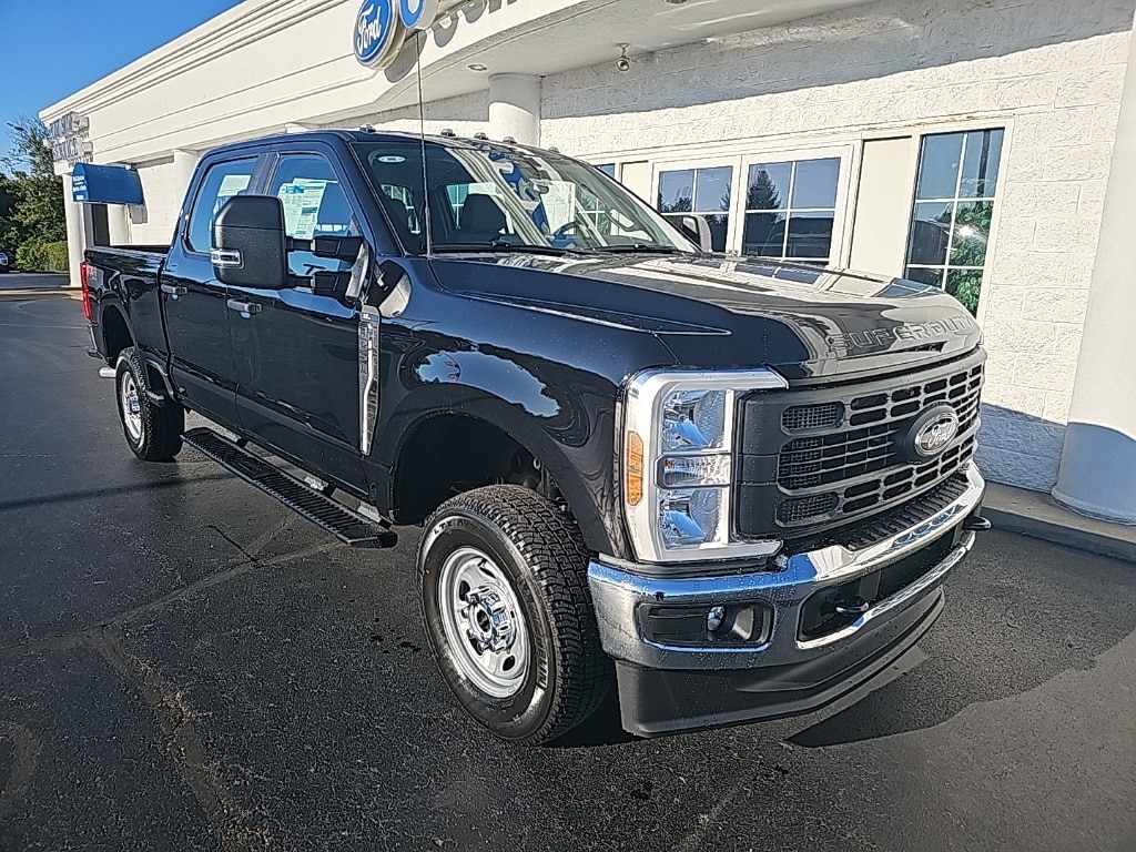 New 2026 Ford F-250 XL Truck Crew Cab