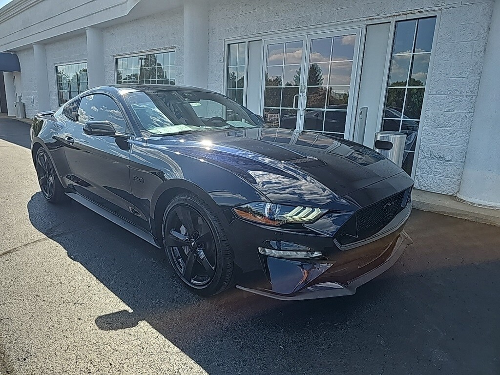 2021 Ford Mustang GT photo 2