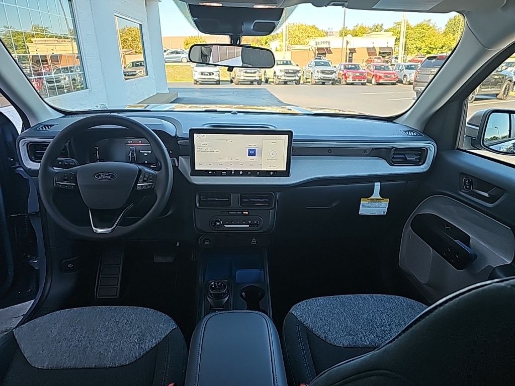 2025 Ford Maverick XLT - Photo 12