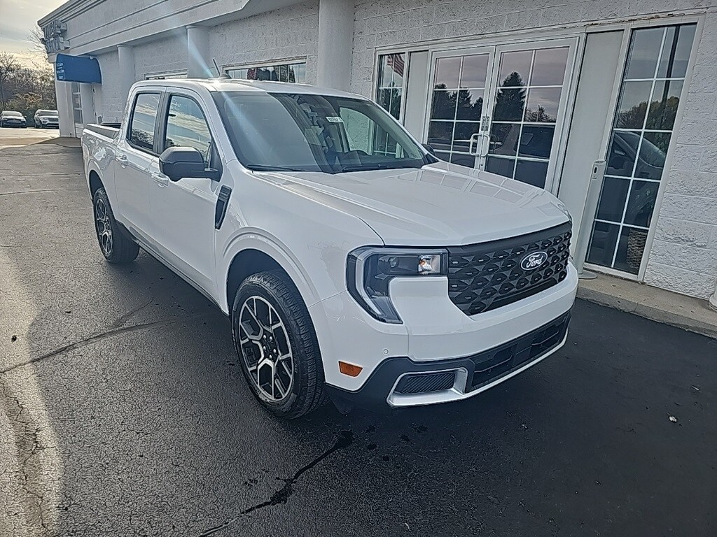 New 2025 Ford Maverick Lariat Truck SuperCrew