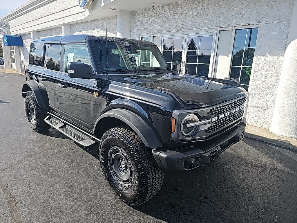 2025 Ford Bronco Badlands photo 2