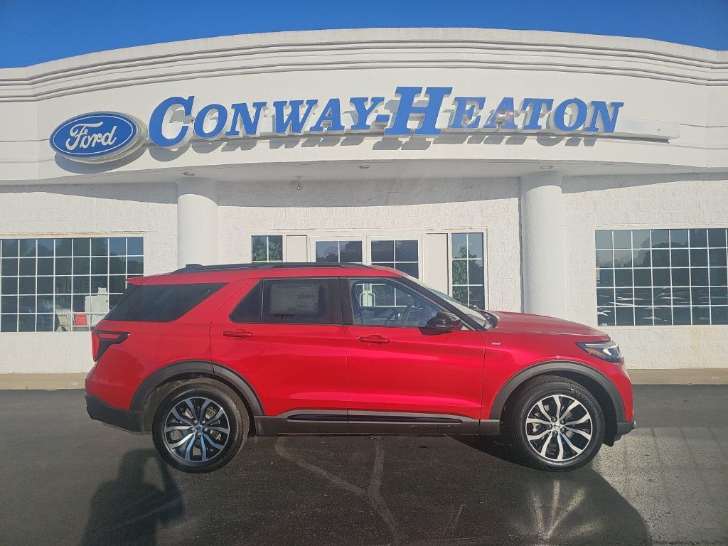 2026 Ford Explorer ST-LINE 4WD's photo