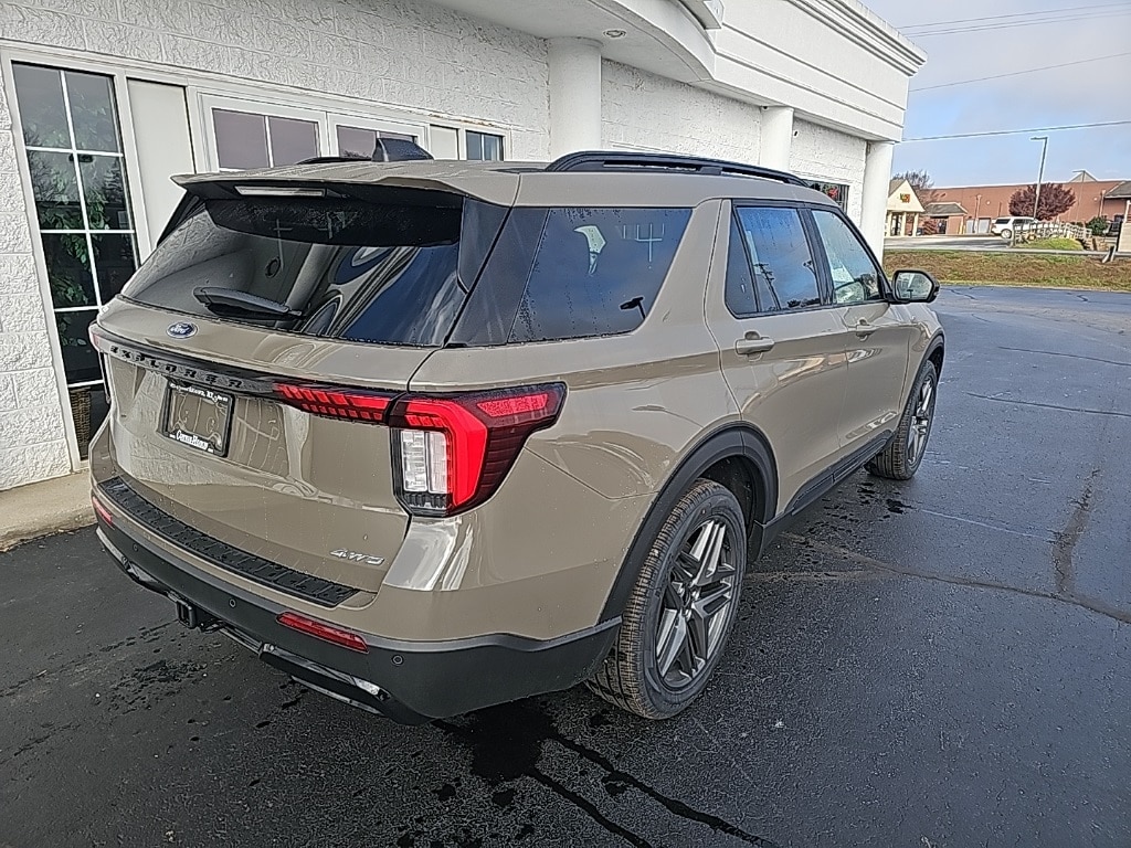 New 2026 Ford Explorer ST-Line SUV