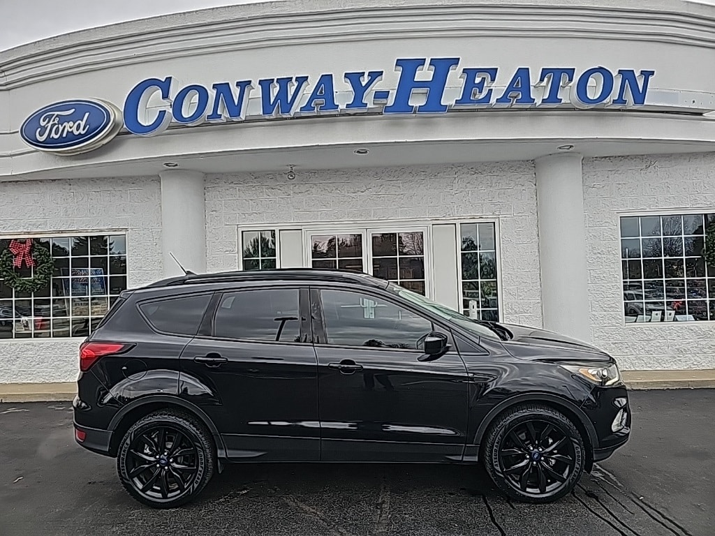 2019 Ford Escape SE's photo