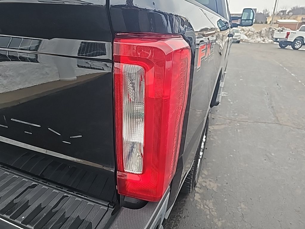 2026 Ford F-250 Super Duty XL - Photo 6