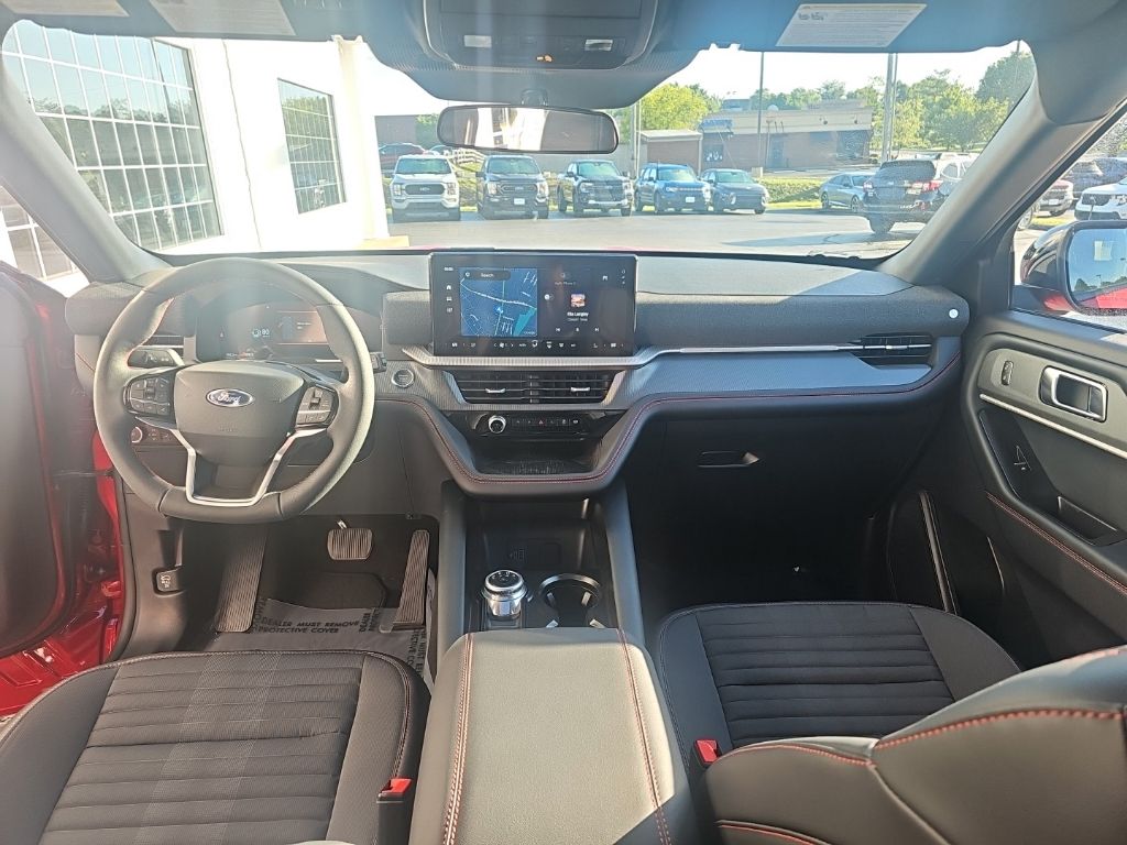 2026 Ford Explorer ST-Line - Photo 12