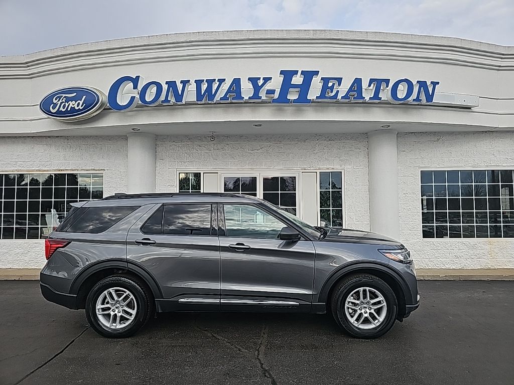 2025 Ford Explorer SUV 