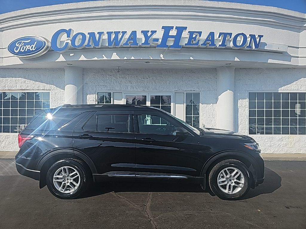 2025 Ford Explorer SUV 