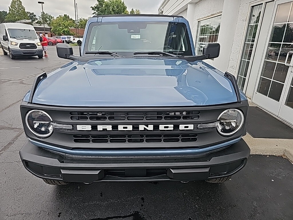 2025 Ford Bronco Big Bend photo 3