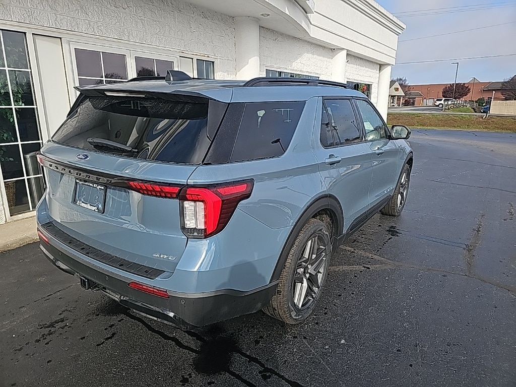 New 2026 Ford Explorer ST-Line SUV