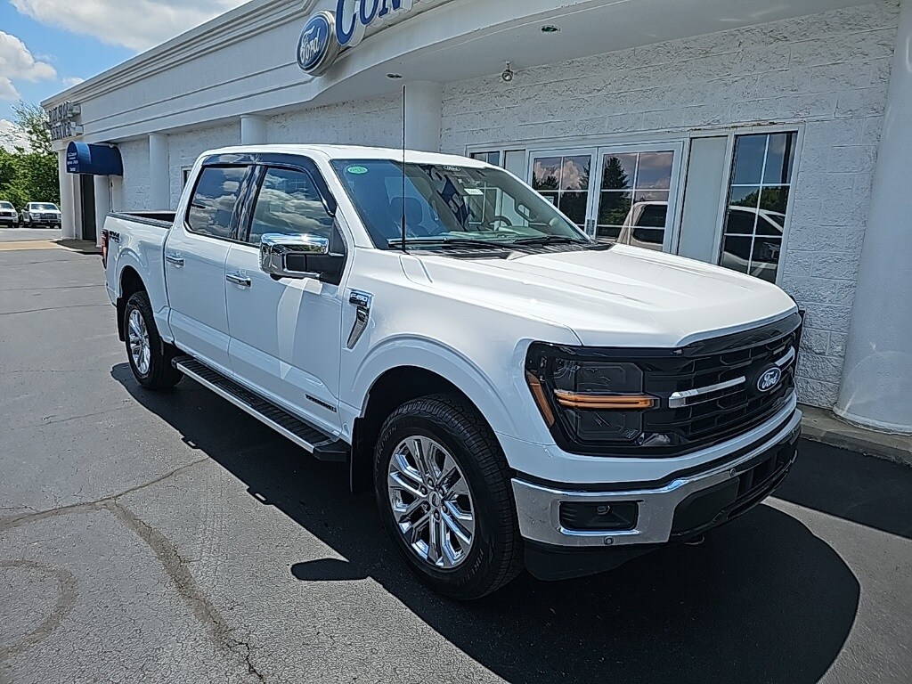 2025 Ford F-150 XLT photo 2