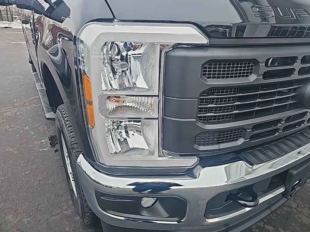2026 Ford F-250 Super Duty XL - Photo 7