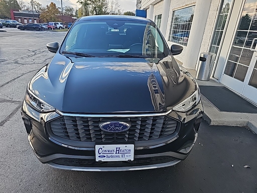 2024 Ford Escape Active photo 2