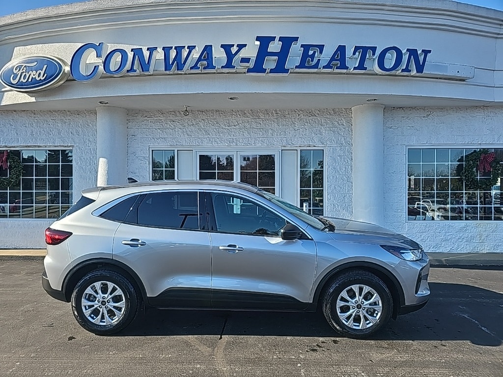 2024 Ford Escape Active's photo