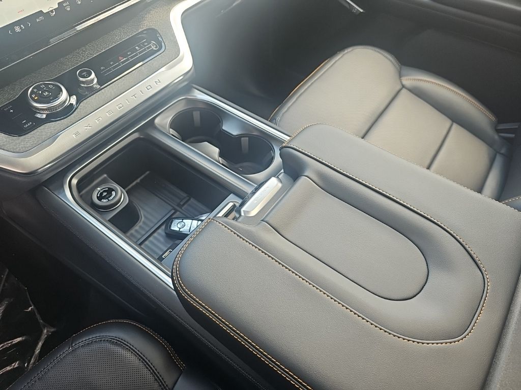 2026 Ford Expedition Tremor - Photo 22