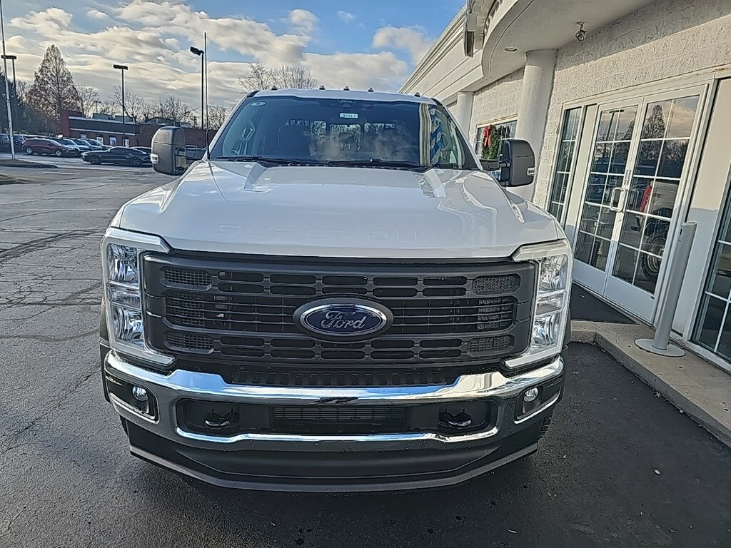 2026 Ford F-450 XL photo 3