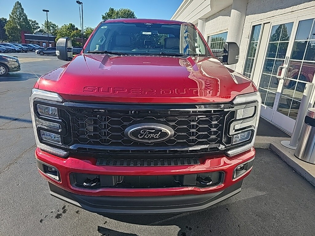 2026 Ford F-250 XLT photo 3