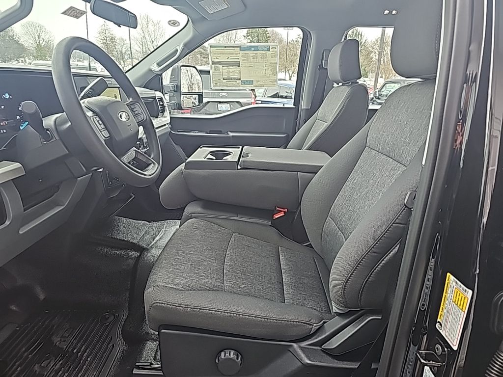 2026 Ford F-250 Super Duty XL - Photo 9