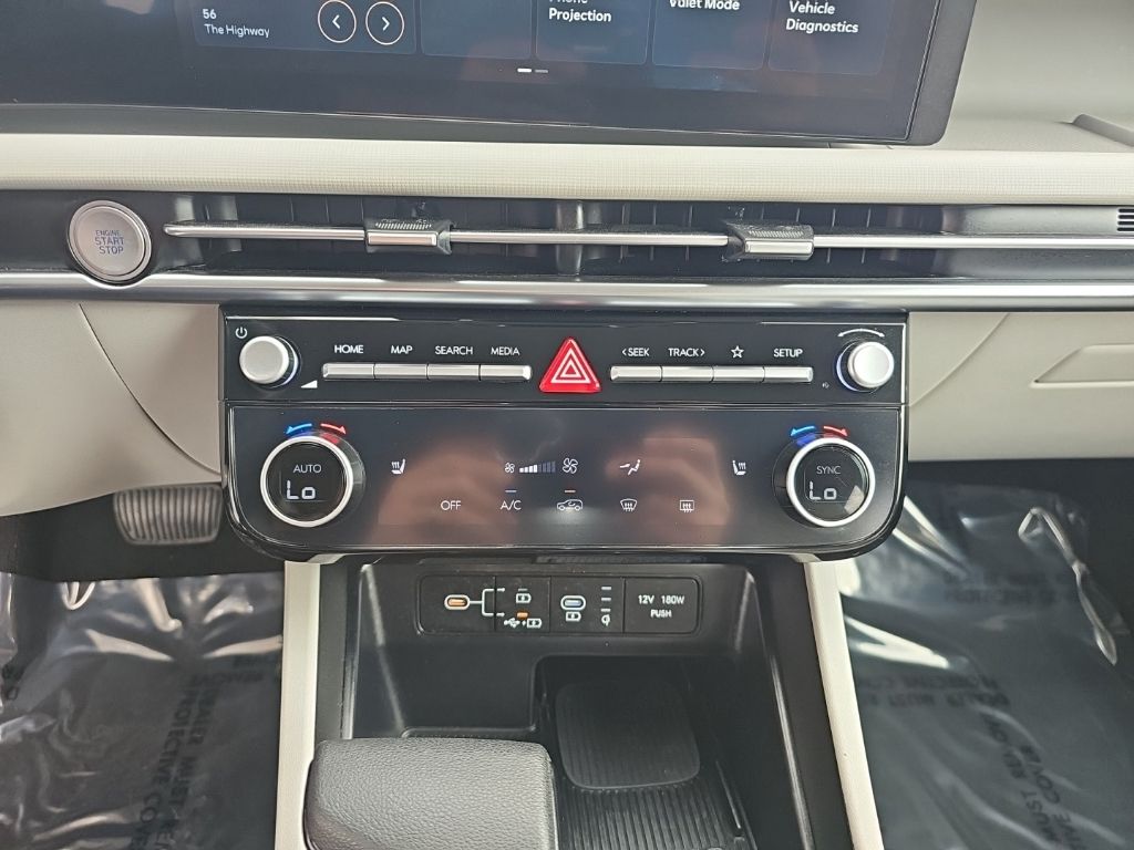 2025 Hyundai Tucson SEL - Photo 17