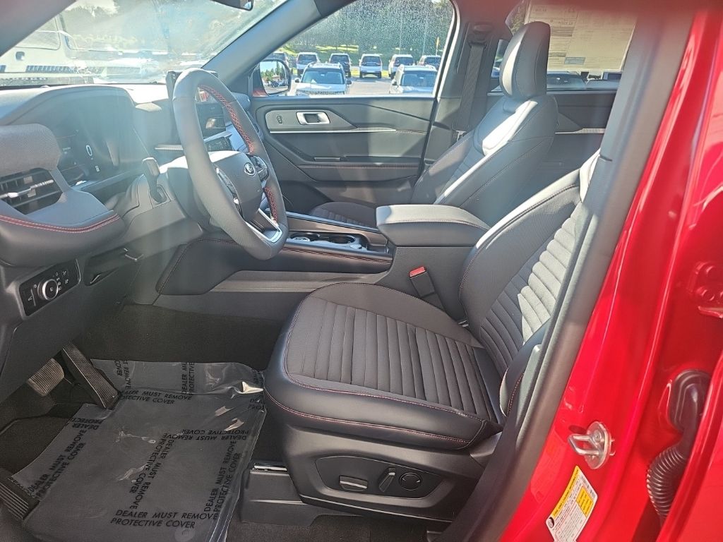 2026 Ford Explorer ST-Line - Photo 8