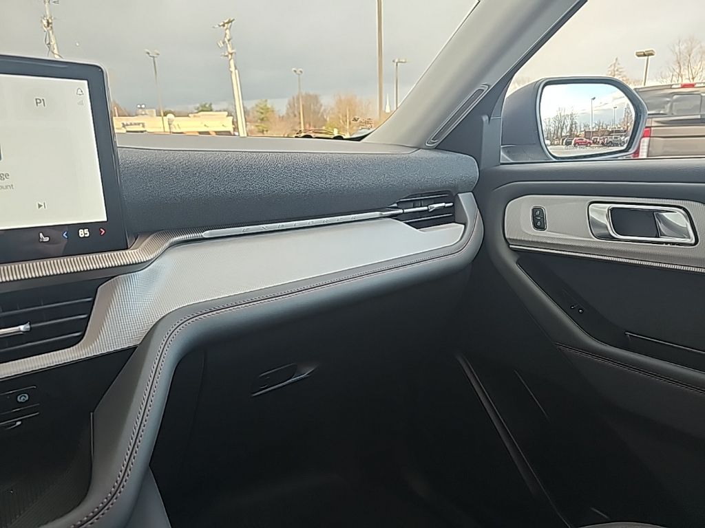 2026 Ford Explorer Active - Photo 21