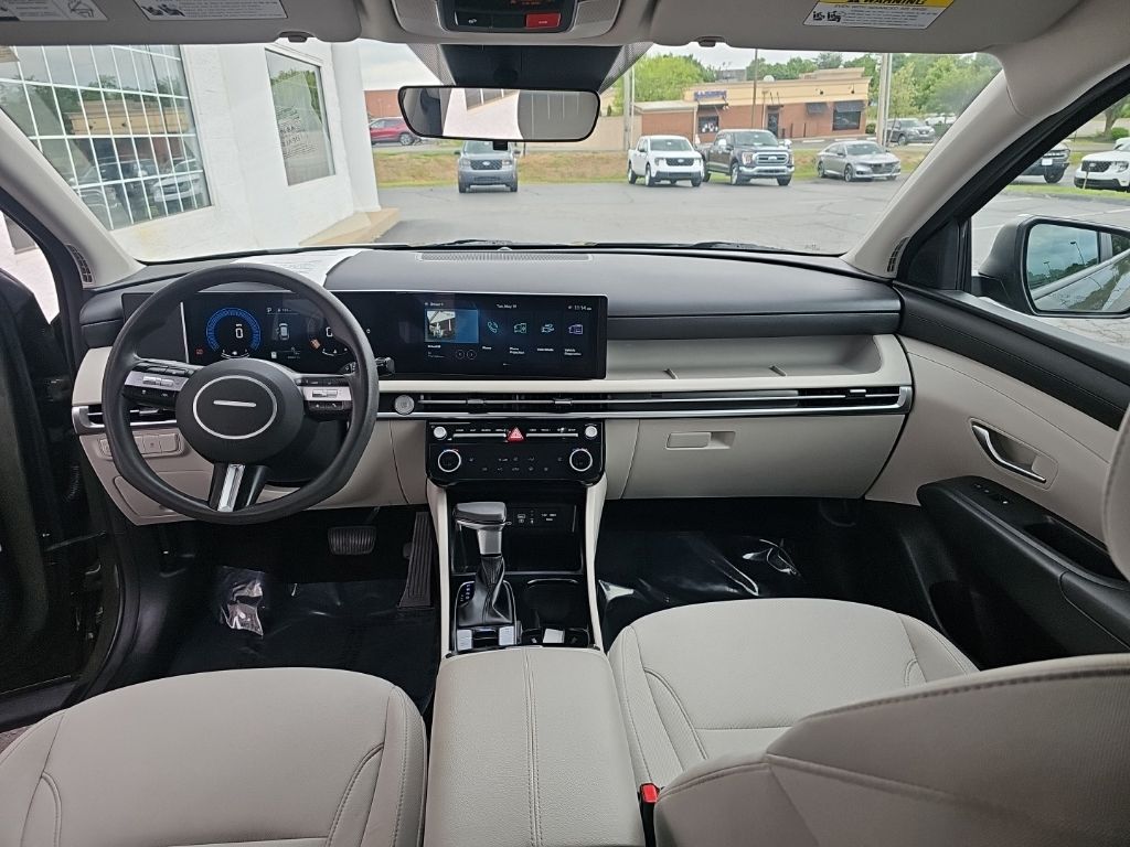 2025 Hyundai Tucson SEL - Photo 12