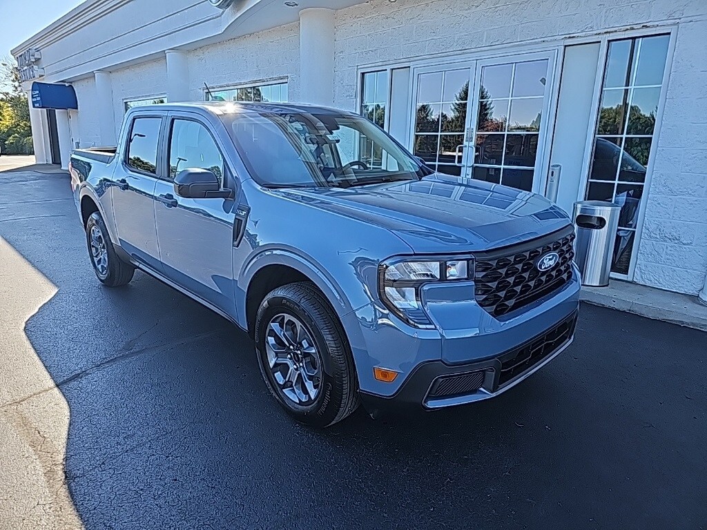 New 2025 Ford Maverick XLT Truck SuperCrew