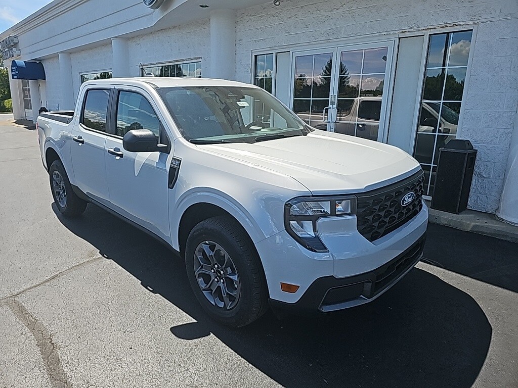 New 2025 Ford Maverick XLT Truck SuperCrew