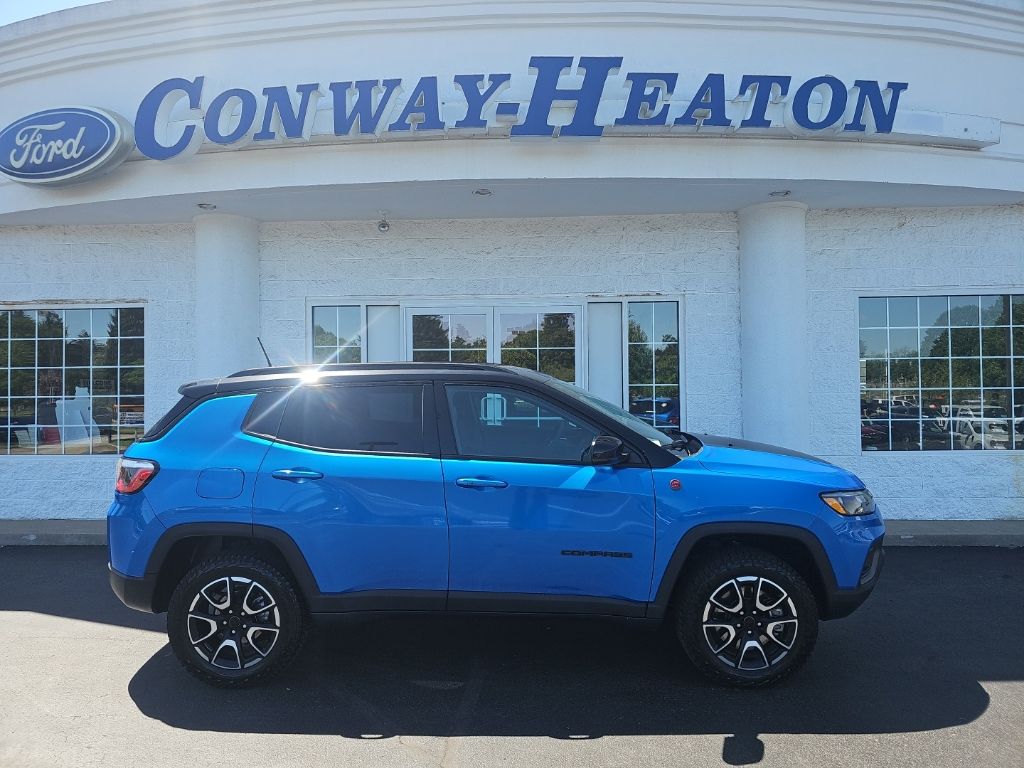 2025 Jeep Compass Trailhawk 4X4's photo
