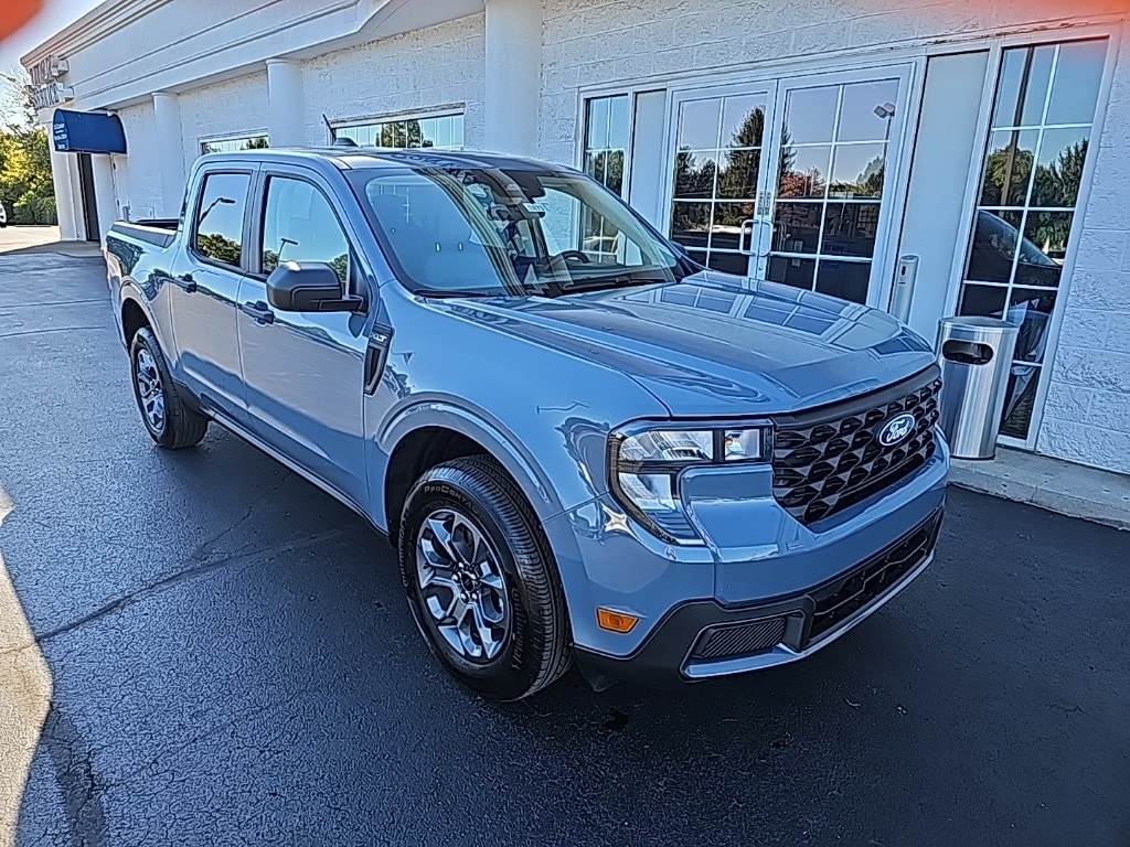 New 2025 Ford Maverick XLT Truck SuperCrew