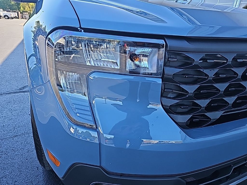 2025 Ford Maverick XLT - Photo 7