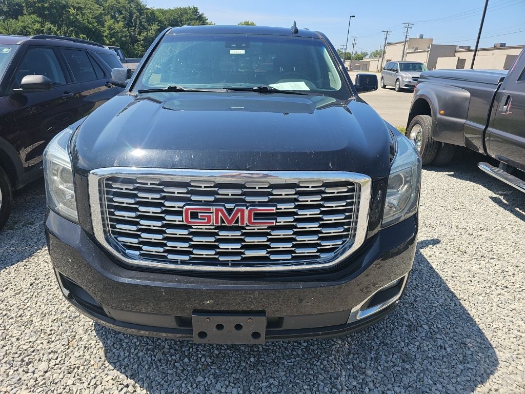 Used 2019 GMC Yukon XL Denali with VIN 1GKS2HKJ8KR252931 for sale in Bardstown, KY