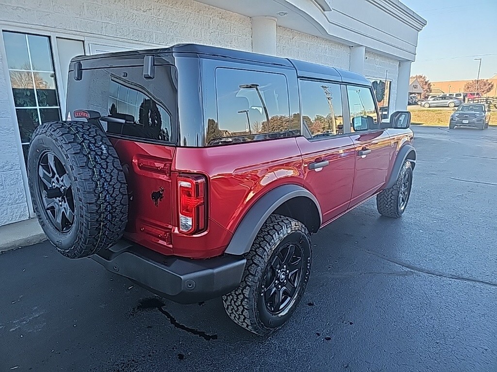 2025 Ford Bronco Big Bend photo 4