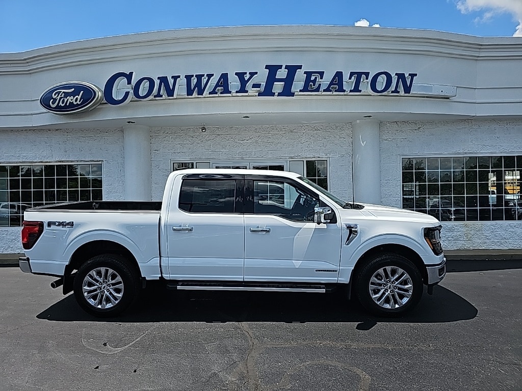 2025 Ford F-150 XLT's photo