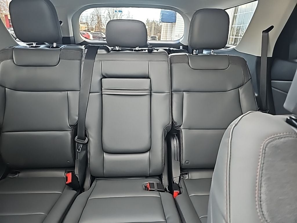 2026 Ford Explorer Active - Photo 10