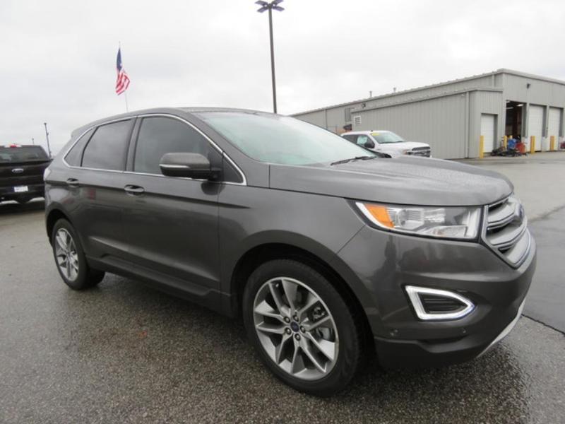 2017 Ford Edge Titanium's photo