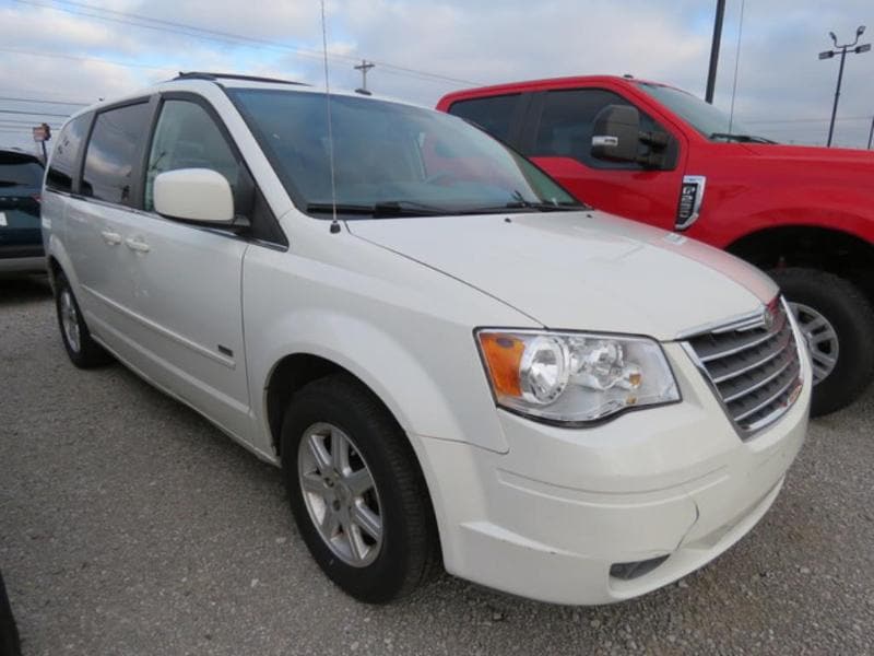 2008 Chrysler Town & Country
