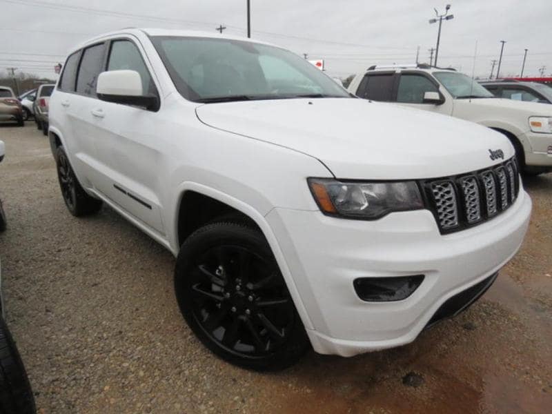 2019 Jeep Grand Cherokee Altitude's photo