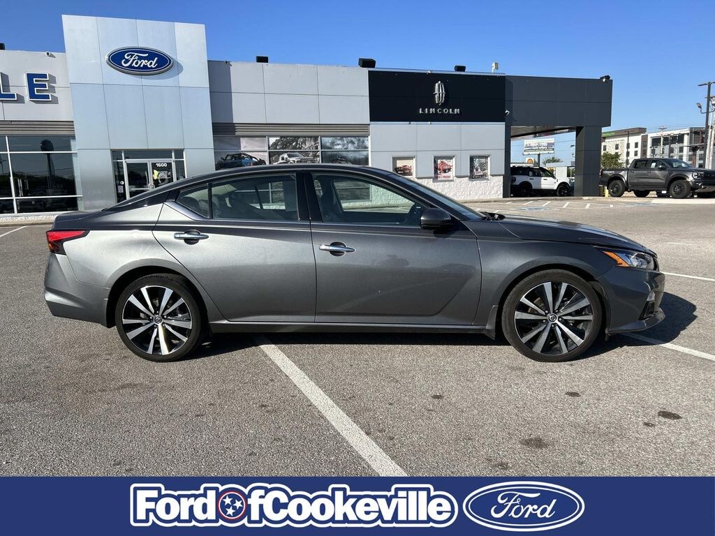 Used 2021 Nissan Altima 2.5 Platinum Sedan