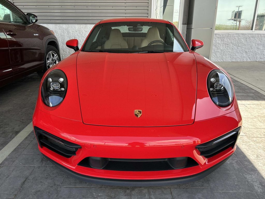 2024 Porsche 911 GTS - Photo 8