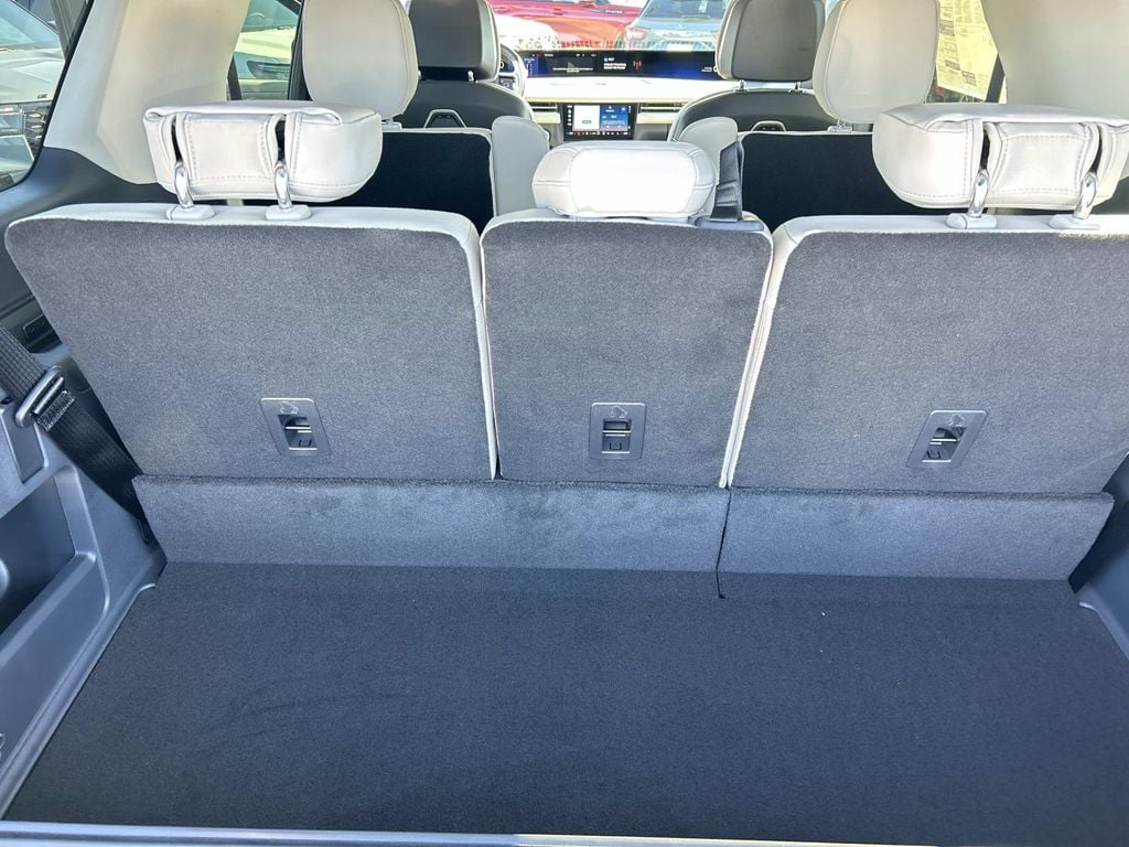 2026 Lincoln Navigator Premiere - Photo 15