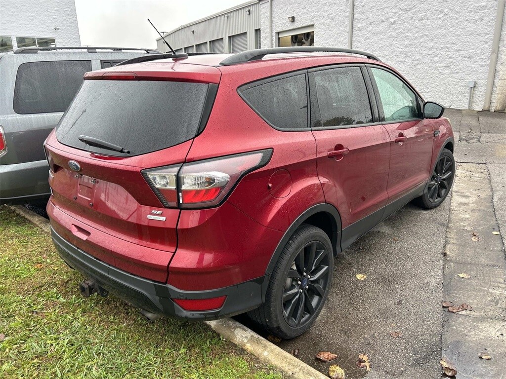 Used 2017 Ford Escape SE SUV